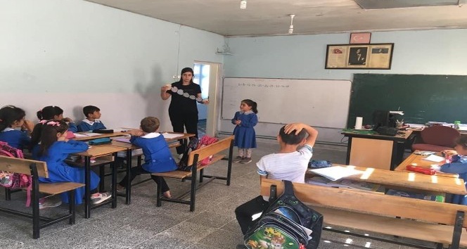 Minik öğrencilere işitme tarama testleri başladı