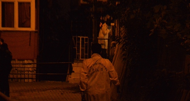 Tartıştığı eşini falçata ile öldürdü