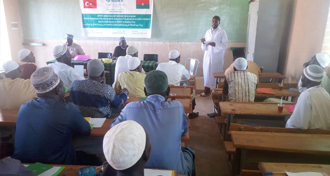 İDDEF Burkina Faso’da &#039;Eğitim Müessesleri Müfredat Programı’ düzenledi