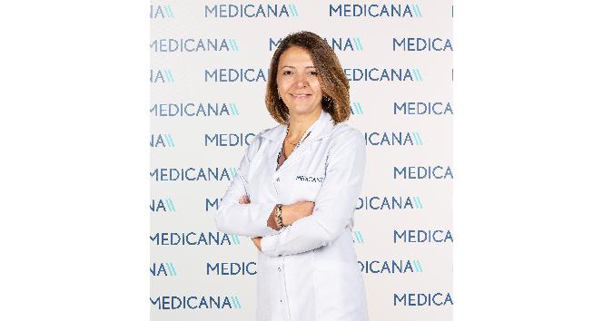 Bebeğin ilk aşısı anne sütü