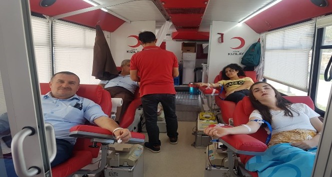 Alaçam’dan Kızılay’a kan desteği