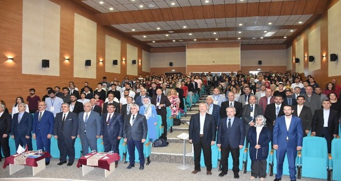 Kırşehir Ahilik sempozyumuna ev sahipliği yapıyor