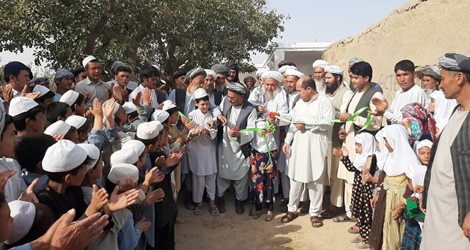 İhlas Vakfı hayırseverlerin yardımları ile Afganistan’da Kur’an kursu ve su kuyusu açtı