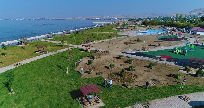 Tuşba Belediyesi, ‘Mega Projesi’nin açılışı için gün sayıyor