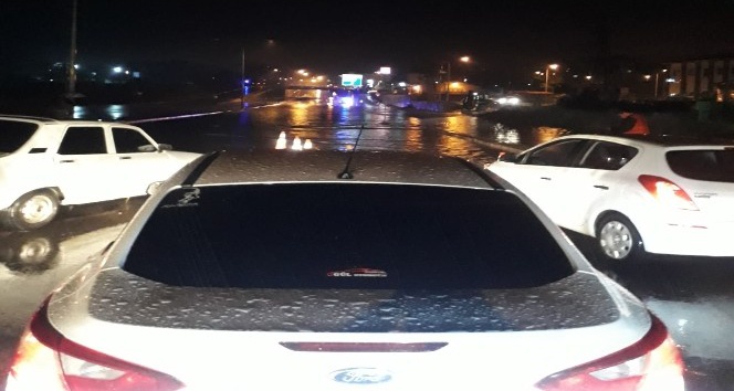 İstanbul - Çanakkale yolunda ulaşıma yağmur engeli