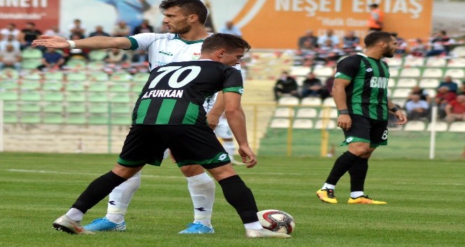 TFF 2. Lig: Kırşehir Belediyespor: 0 - Sakaryaspor: 0
