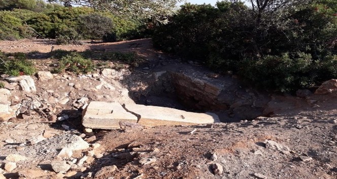 Balık Adası’nda kaçak tarihi eser kazısı yapıldığı iddiası