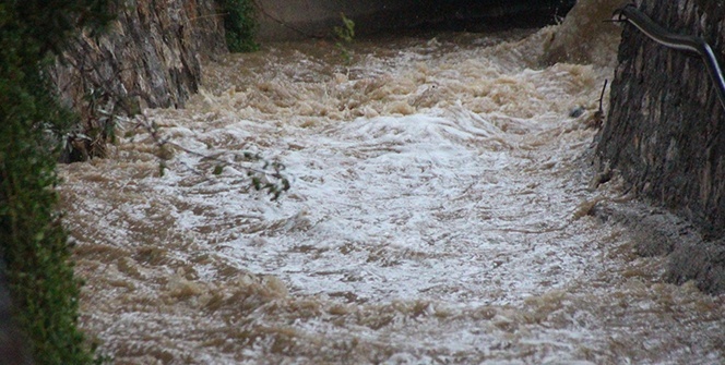 Bodrum’da hayat felç oldu, ekipler teyakkuza geçti