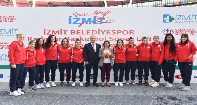 İzmit Belediyespor Kadın Basketbol Takımı yeni sezona hazır