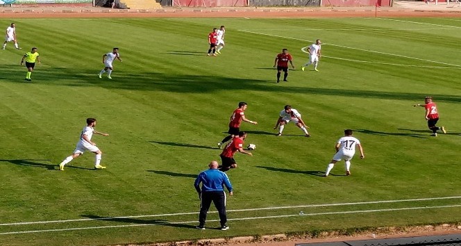 TFF 2. Lig Kırmızı Grup: Van Spor FK - UTAŞ Uşakspor: 1-2