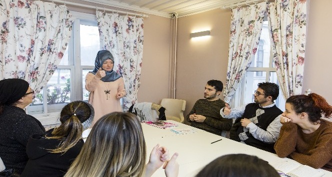 Eyüpsultan’da Türk İşaret Dili kursu başlıyor