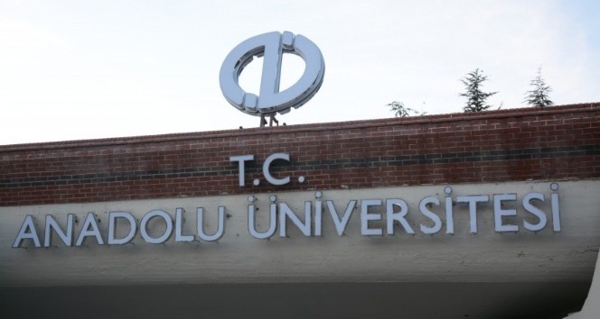 Anadolu Üniversitesi ikinci üniversiteye yoğun ilgi