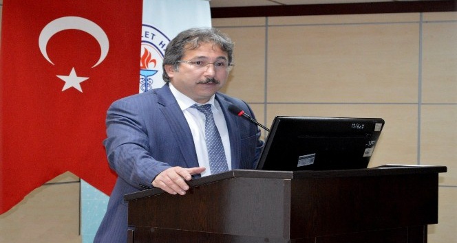 Kayseri’de Diş Hekimlerine Yönelik Akılcı Antibiyotik Sempozyumu Düzenlendi