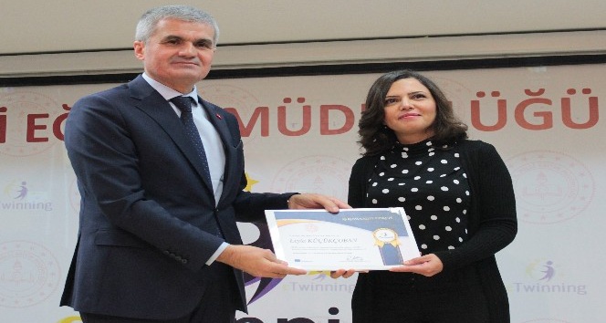 Ankara İl Milli Eğitim Müdürü Akpınar: “eTwinning faaliyeti, ilimizdeki öğretmenlerin üstün gayret ve yoğun ilgisi ile sürmektedir”