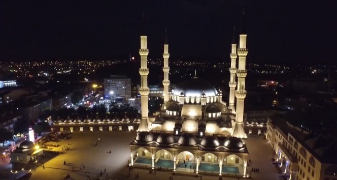 Kırıkkale’deki tüm Camii’lerde Mehmetçik için Fetih suresi okundu