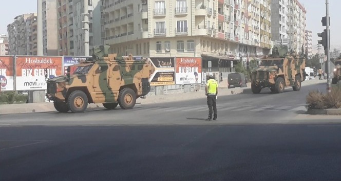 Mardin’den Suriye sınırına askeri sevkiyat