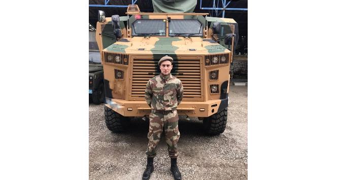 Ünlü stand up sanatçısı Sefa Doğanay askerliğini Bilecik’te tamamladı