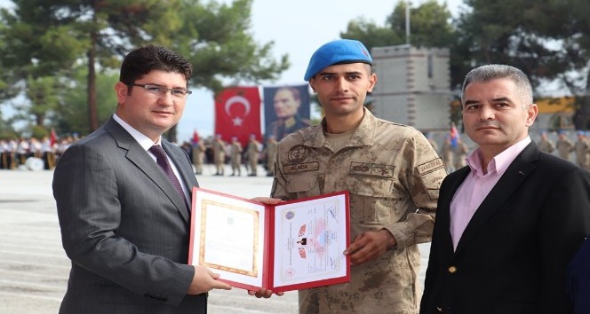 Kırkağaç’ta uzman çavuşların mezuniyet coşkusu