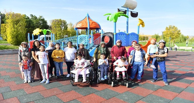 Ankara Büyükşehir Belediyesi  engelli oyun parkı sayısını artırıyor