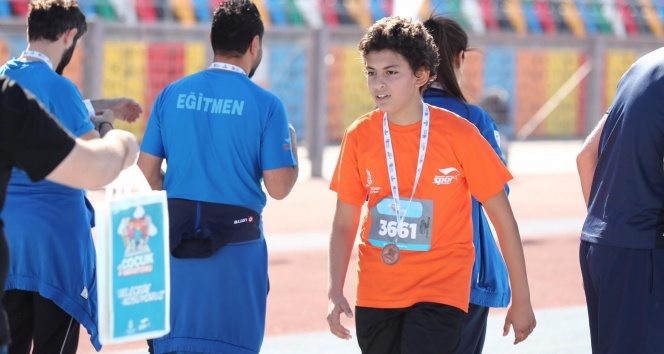 Avrupa Yakası’nın en büyük çocuk maratonu Başakşehir’de gerçekleşti