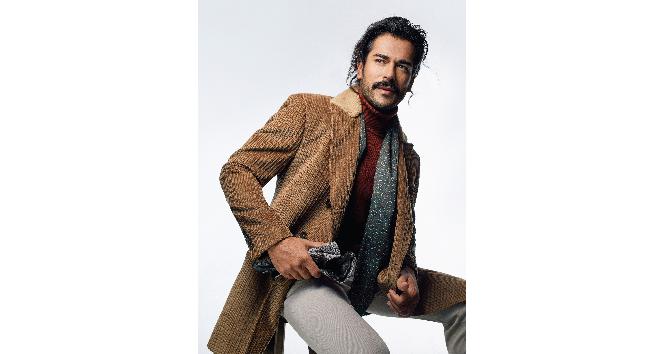 Burak Özçivit Altınyıldız Classics’in yeni sezon koleksiyonu için objektif karşısına geçti