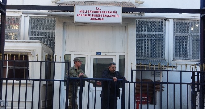 Barış Pınarı Harekatı’na katılmak için askerlik şubesine başvurdu