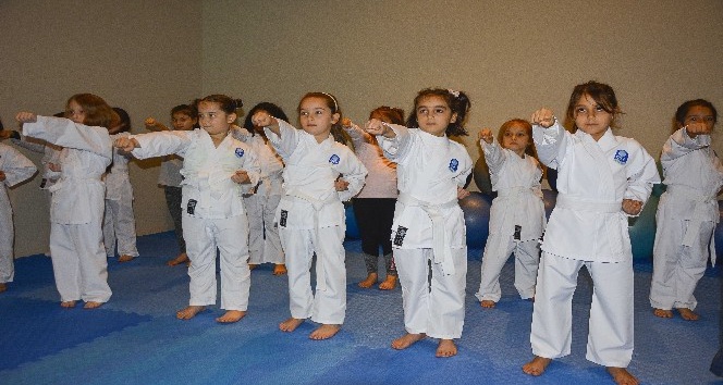 Eyüp’te Kış Spor Okulları başlıyor