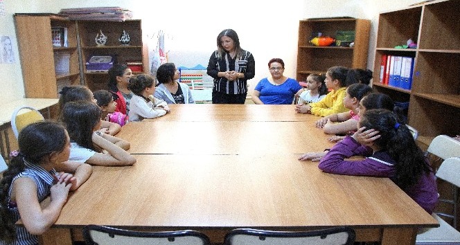 Kilis’te "Kız çocukları" söyleşisi