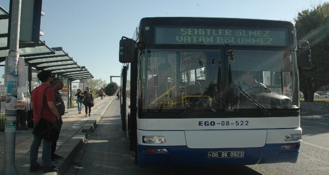 Hacettepe Üniversitesi öğrencileri solo otobüs hizmetinden memnun