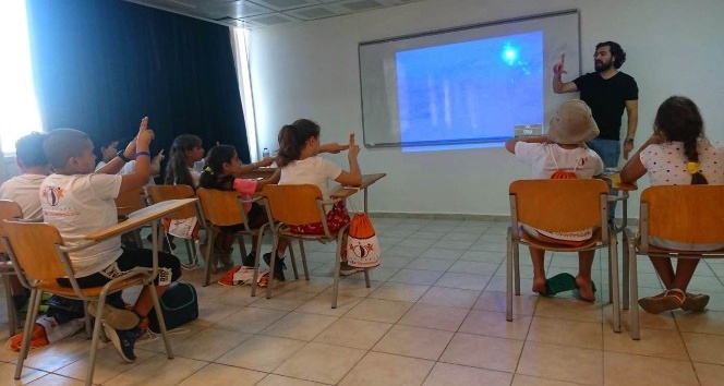 İşitme engellilerin elleri, sesleri olacak