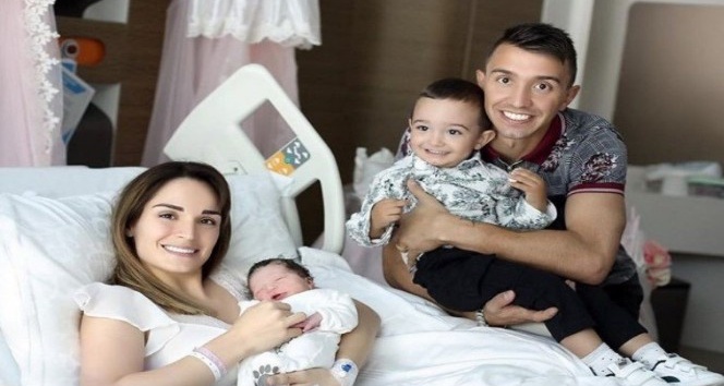 Muslera’nın ikinci kez babalık sevinci