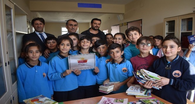 Adilcevaz’da iki ayrı kütüphane