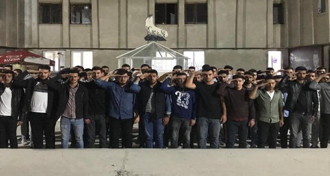 Nevşehirli Ülkücüler asker selamı verdi