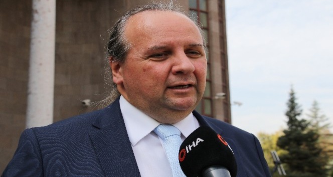 Ankara Garı prostat kanseri için mavi kravat taktı