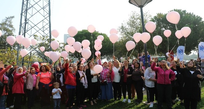 Manisalı kadınlar meme kanserine dikkat çekti