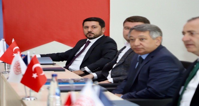 Başkan Arı, AHİKA Ekim ayı yönetim kurulu toplantısına katıldı