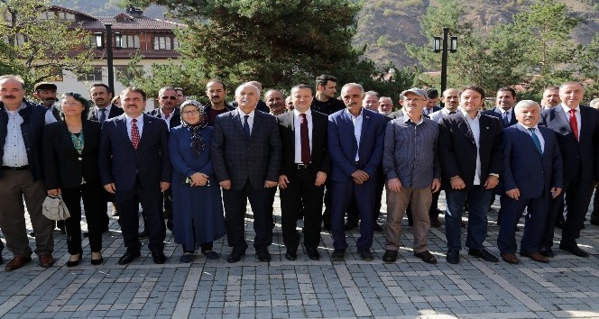 Gümüşhane’de Muhtarlar Günü kutlandı