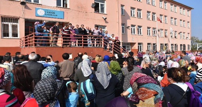 Tahliye edilen okulda velilerin istediği oldu