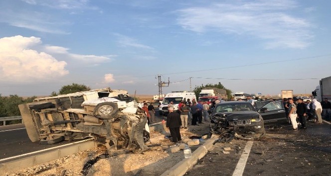 Mardin’de trafik kazası: 1 ölü, başsavcı ile birlikte 9 yaralı