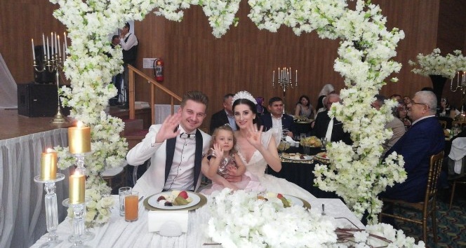 Meclis Başkanı Yazıcıoğlu oğlunu evlendirdi