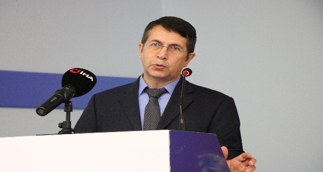 Prof. Dr. Keçeligil: “Sağlık kurumunda çalışmak, diğer iş yerlerine göre 16 kat daha riskli”