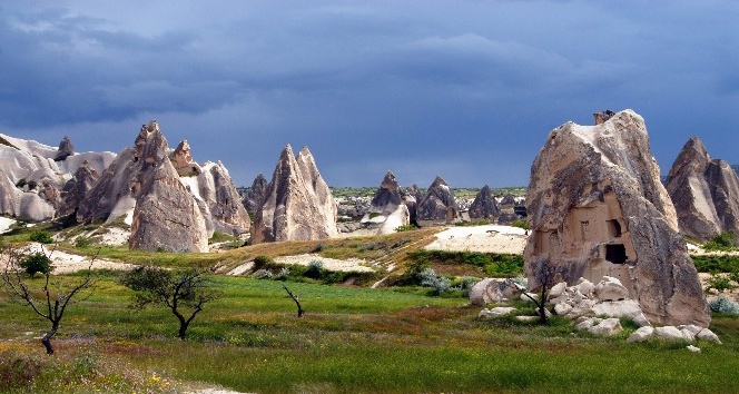 Kültür ve Turizm Bakanlığı: “Kapadokya’da engellenmeyen kaçak yapıların önüne geçilecek”