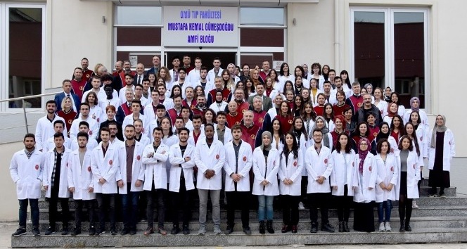 Veteriner hekim adayları önlük giydi