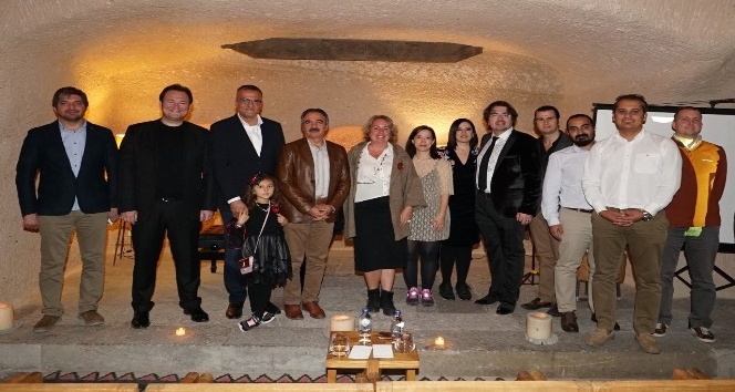Bezirhane’de ‘Notalardaki Vatan Aşkı’ konser ve söyleşisi düzenlendi