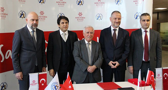 'Sana Değer Öğretmenim' projesinin ikinci ayağı için imzalar atıldı