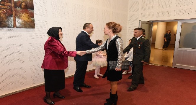 Kilis’te Cumhuriyet Resepsiyonu