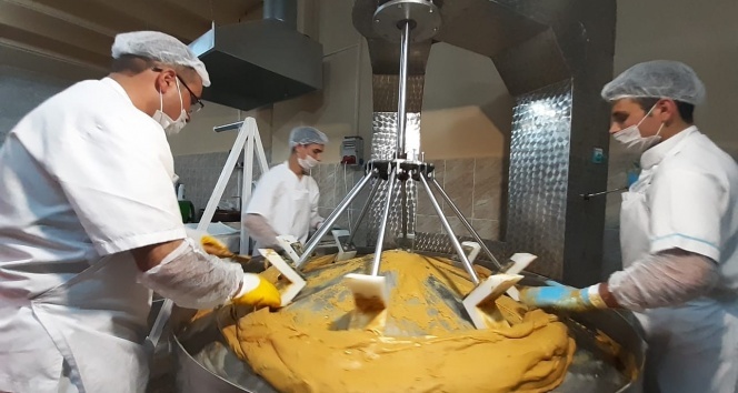 Çölyak hastası oğlu için üretti, şimdi siparişlere yetişemiyor