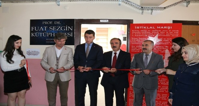 NEVÜ’den köy okuluna ‘Prof. Dr. Fuat Sezgin Kütüphanesi’