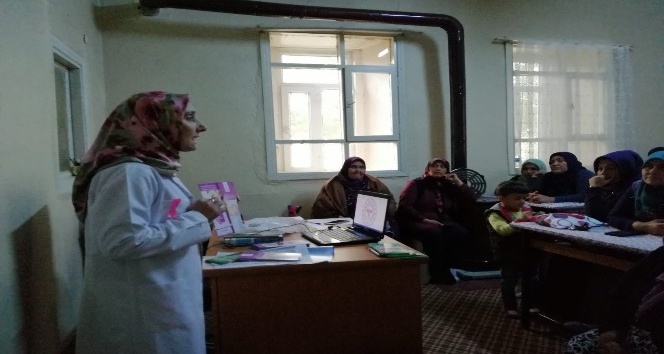 Köyde bayanlara meme kanseri anlatıldı