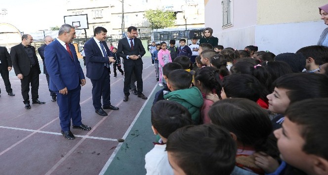 Başkan Fadıloğlu "Temiz Bir Çevre" için yürüdü